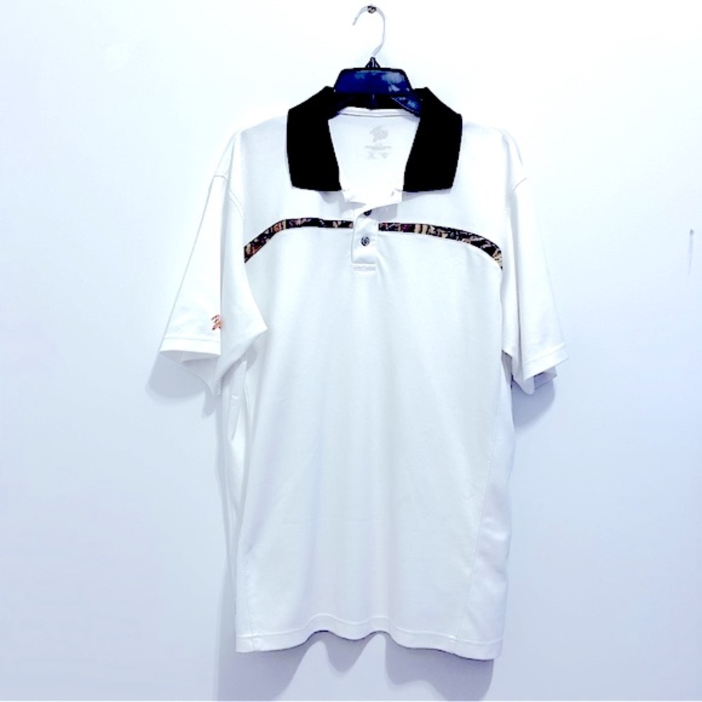 Men’s White Short Sleeve Polo Shirt with Camo Hint